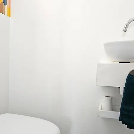 3star 1950s House, 3 Bedrooms, 6 People, Walk To Center Dom wakacyjny *