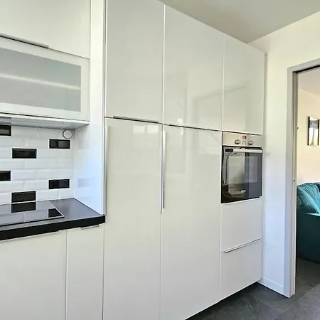 3star 1950s House, 3 Bedrooms, 6 People, Walk To Center Dom wakacyjny