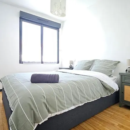 3star 1950s House, 3 Bedrooms, 6 People, Walk To Center Dom wakacyjny