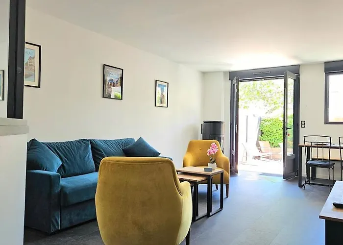 3star 1950s House, 3 Bedrooms, 6 People, Walk To Center Сasa de vacaciones