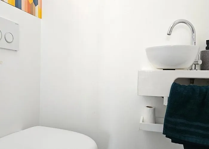 3star 1950s House, 3 Bedrooms, 6 People, Walk To Center Сasa de vacaciones *