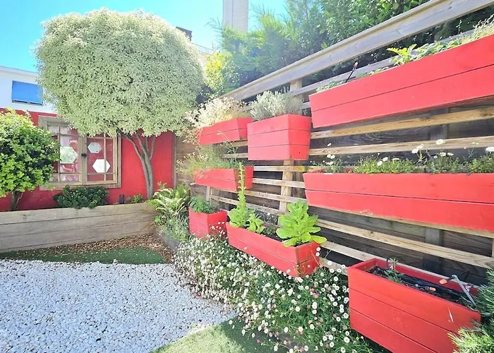 Сasa de vacaciones 3star 1950s House, 3 Bedrooms, 6 People, Walk To Center Royan