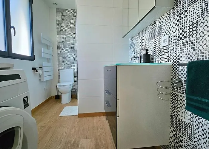 3star 1950s House, 3 Bedrooms, 6 People, Walk To Center Сasa de vacaciones